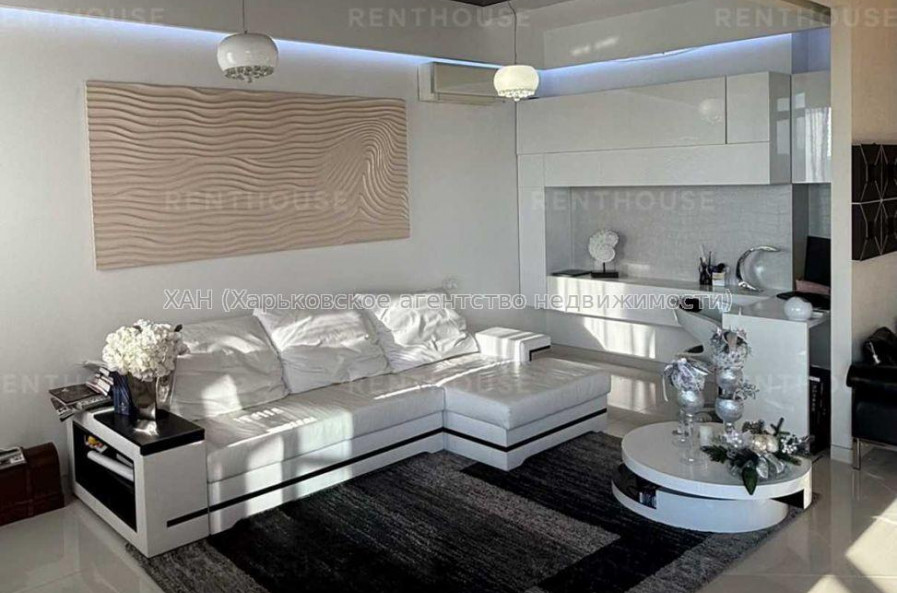 Продам квартиру, Банный пер. , 2  ком., 109 м², авторский дизайн 
