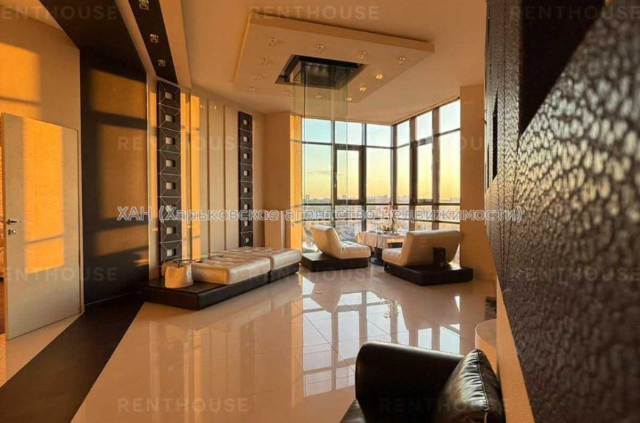 Продам квартиру, Банный пер. , 2  ком., 109 м², авторский дизайн 