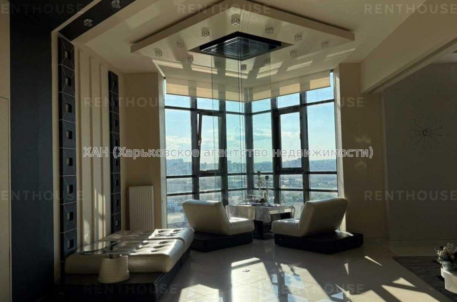 Продам квартиру, Банный пер. , 2  ком., 109 м², авторский дизайн 
