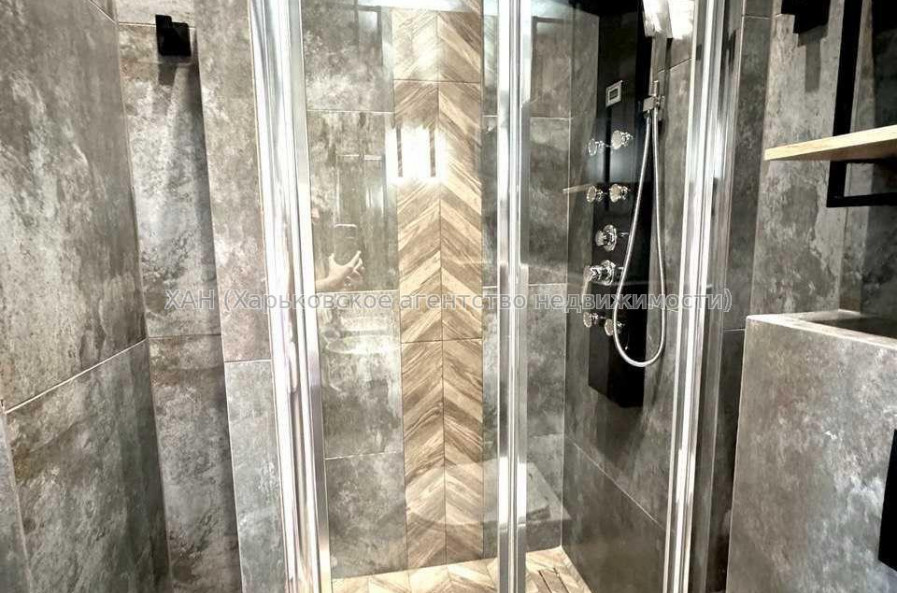 Продам квартиру, Григория Сковороды ул. , 1 кім., 42 м², авторский дизайн 