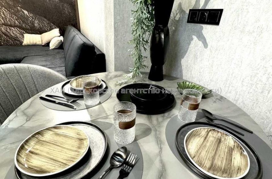Продам квартиру, Григория Сковороды ул. , 1 кім., 42 м², авторский дизайн 