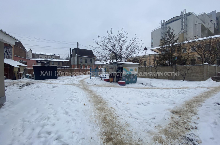 Продам квартиру, Кузнечная ул. , 2  ком., 38.40 м², без ремонта 