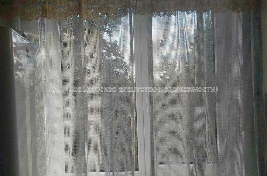 Продам квартиру, Ньютона ул. , 2 кім., 46 м², советский ремонт 