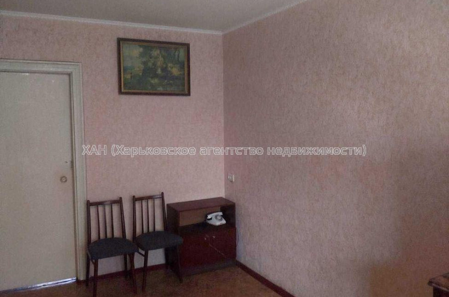 Продам квартиру, Ньютона ул. , 2 кім., 46 м², советский ремонт 