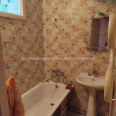 Продам квартиру, Ньютона ул. , 2 кім., 46 м², советский ремонт 