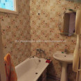 Продам квартиру, Ньютона ул. , 2 кім., 46 м², советский ремонт 