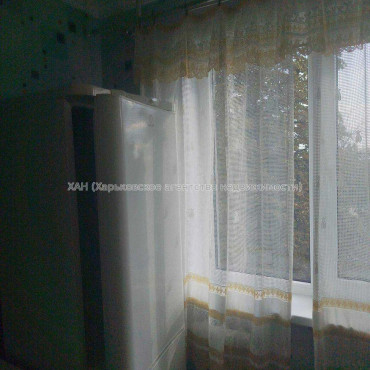 Продам квартиру, Ньютона ул. , 2 кім., 46 м², советский ремонт 