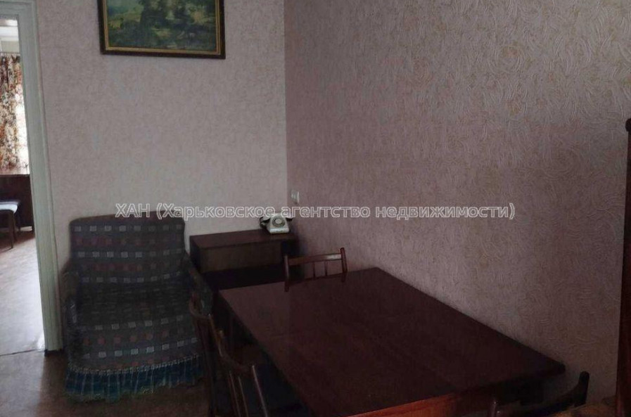 Продам квартиру, Ньютона ул. , 2 кім., 46 м², советский ремонт 
