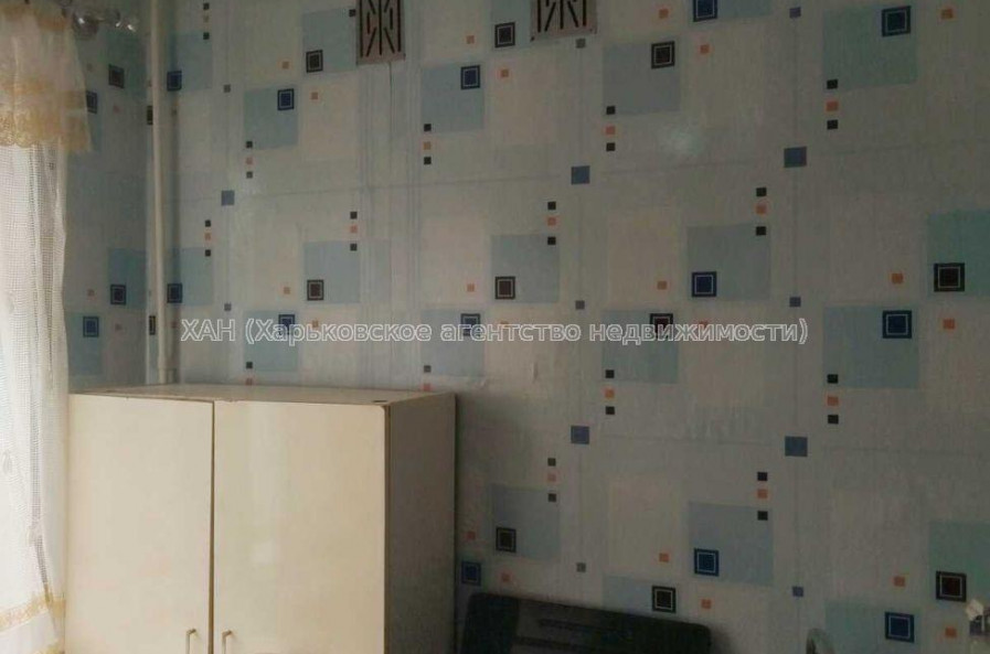 Продам квартиру, Ньютона ул. , 2 кім., 46 м², советский ремонт 