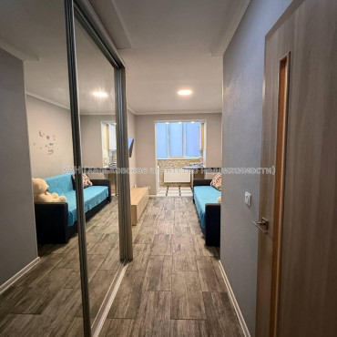 Продам квартиру, Шевченковский пер. , 1  ком., 20 м², капитальный ремонт 