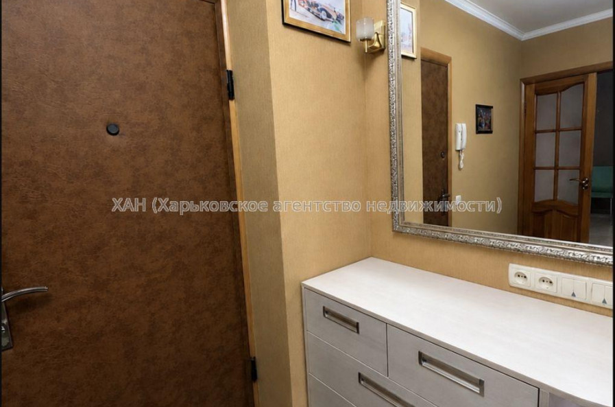 Продам квартиру, Георгия Тарасенко ул. , 2  ком., 45 м², капитальный ремонт 