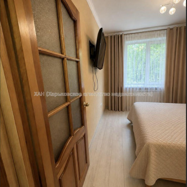 Продам квартиру, Георгия Тарасенко ул. , 2  ком., 45 м², капитальный ремонт 