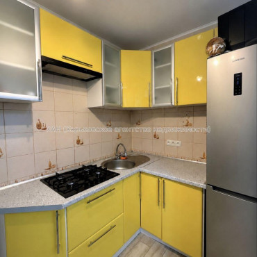 Продам квартиру, Георгия Тарасенко ул. , 2  ком., 45 м², капитальный ремонт 