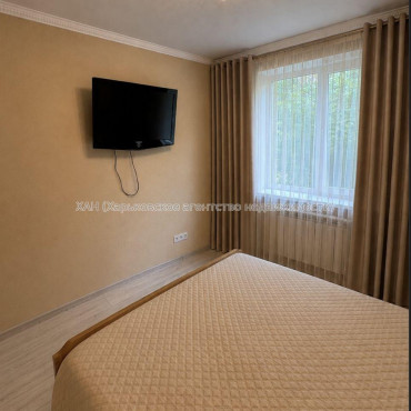 Продам квартиру, Георгия Тарасенко ул. , 2  ком., 45 м², капитальный ремонт 