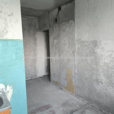 Продам квартиру, Мохначанская ул. , 2 кім., 56.30 м², без ремонта 