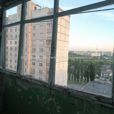 Продам квартиру, Мохначанская ул. , 2 кім., 56.30 м², без ремонта 