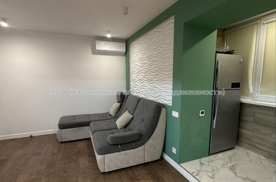Продам квартиру, Жасминовый б-р , 3 кім., 56 м², евроремонт 