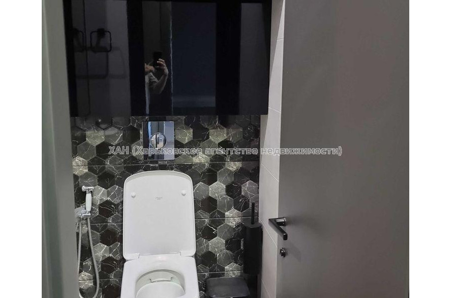 Продам квартиру, Кричевского ул. , 2  ком., 60 м², авторский дизайн 