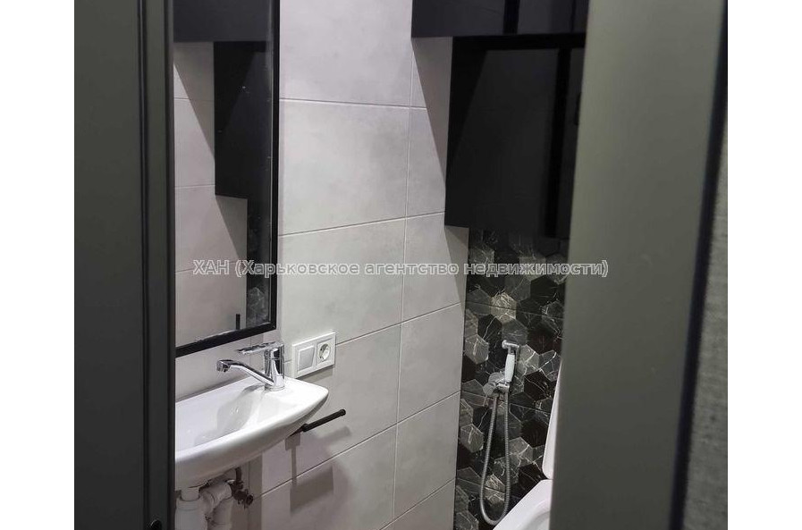 Продам квартиру, Кричевского ул. , 2  ком., 60 м², авторский дизайн 