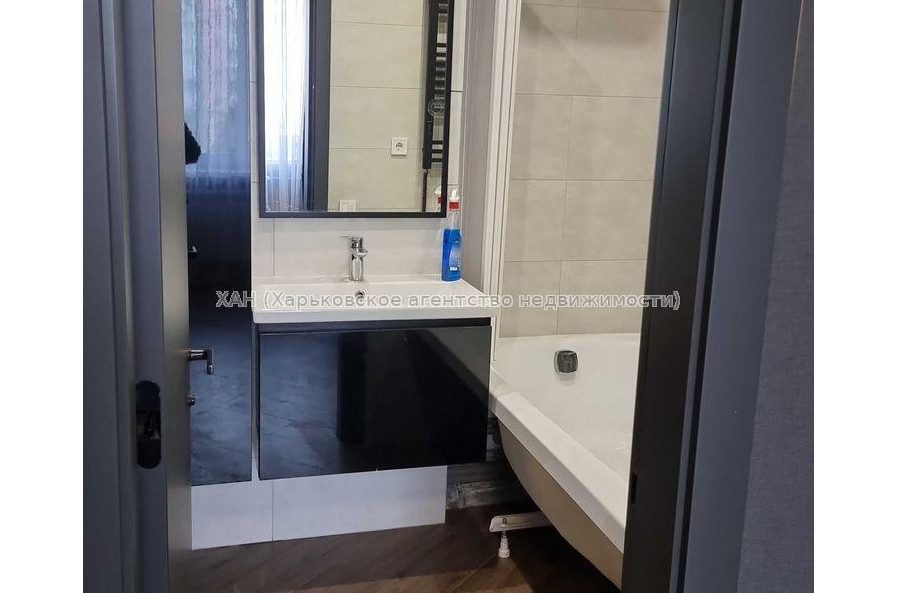 Продам квартиру, Кричевского ул. , 2  ком., 60 м², авторский дизайн 