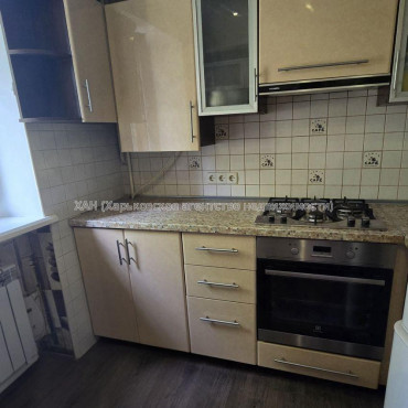 Продам квартиру, Профсоюзный бульв. , 2  ком., 43.70 м², косметический ремонт 