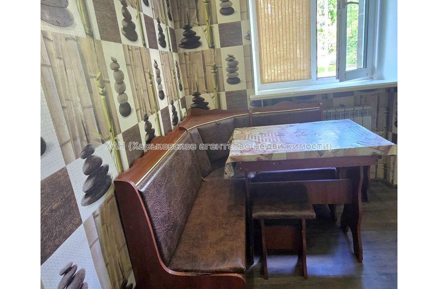 Продам квартиру, Профсоюзный бульв. , 2  ком., 43.70 м², косметический ремонт 