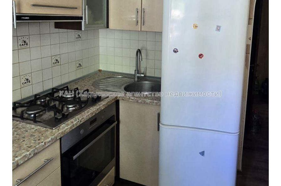 Продам квартиру, Профсоюзный бульв. , 2  ком., 43.70 м², косметический ремонт 