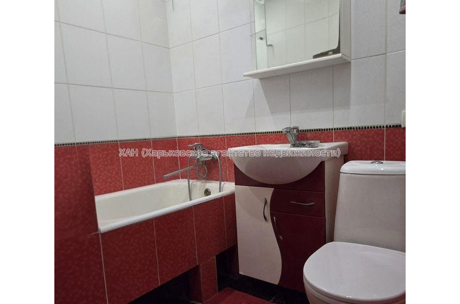 Продам квартиру, Профсоюзный бульв. , 2  ком., 43.70 м², косметический ремонт 