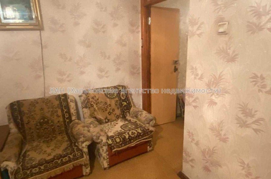 Продам квартиру, Волонтерская ул. , 71 , 2  ком., 45 м², советский ремонт 