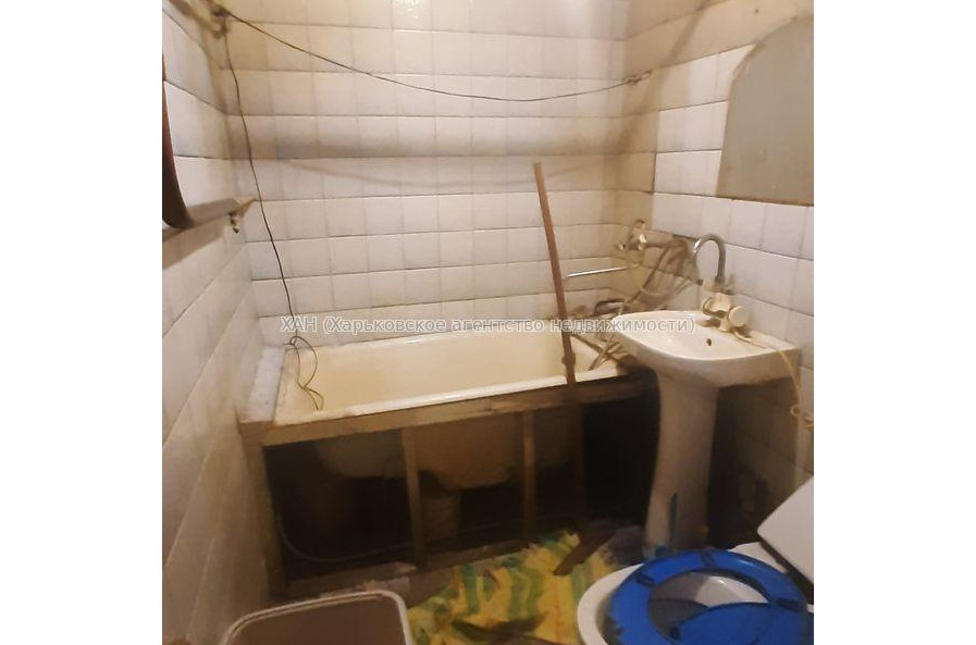Продам квартиру, Пятисотницкая ул. , 1 кім., 30 м², без ремонта 