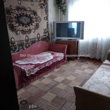 Продам квартиру, Каденюка ул. , 3  ком., 65 м², косметический ремонт 