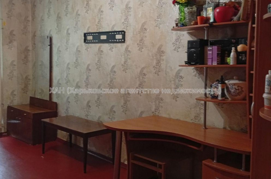 Продам квартиру, Каденюка ул. , 3  ком., 65 м², косметический ремонт 