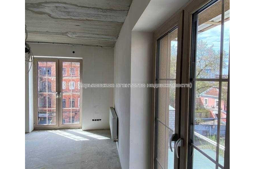 Продам квартиру, Конторская ул. , 3 кім., 94 м², без отделочных работ 