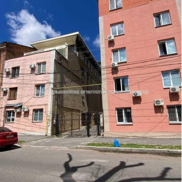 Продам квартиру, Конторская ул. , 3 кім., 94 м², без отделочных работ 