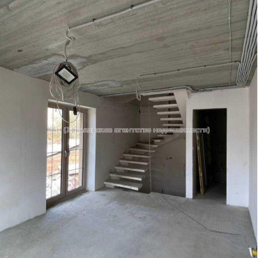 Продам квартиру, Конторская ул. , 3 кім., 94 м², без отделочных работ 