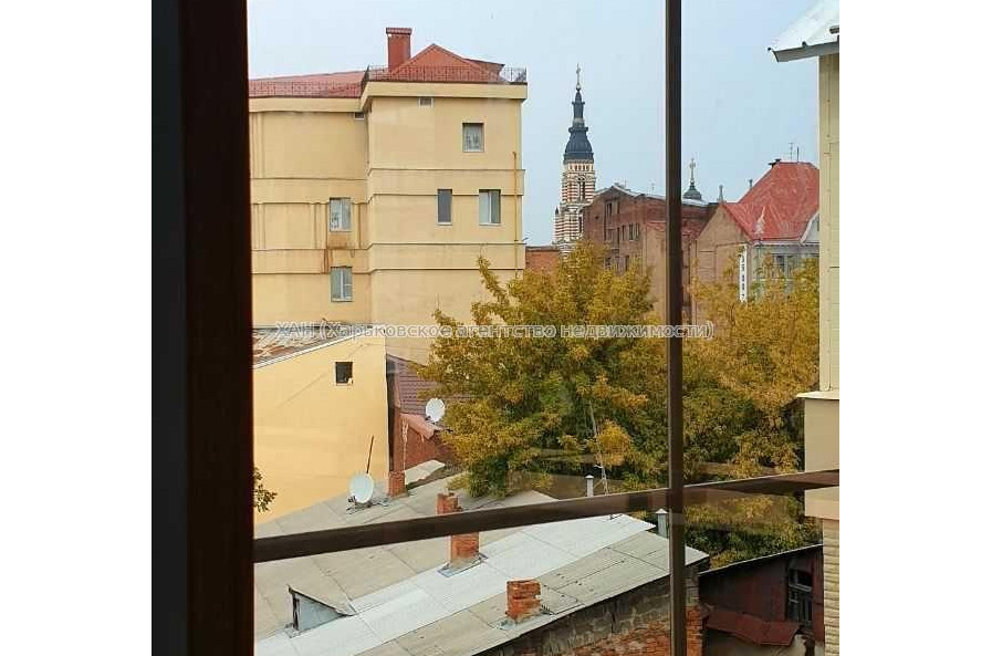 Продам квартиру, Конторская ул. , 3 кім., 94 м², без отделочных работ 
