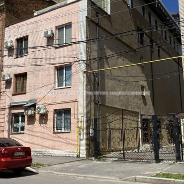 Продам квартиру, Конторская ул. , 3 кім., 94 м², без отделочных работ 