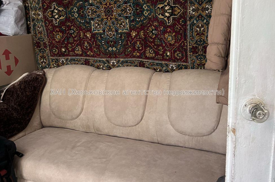 Продам квартиру, Ньютона ул. , 1  ком., 32 м², советский ремонт 