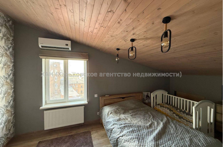 Продам квартиру, Дмитриевская ул. , 4  ком., 120 м², авторский дизайн 
