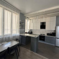 Продам квартиру, Дмитриевская ул. , 4  ком., 120 м², авторский дизайн 