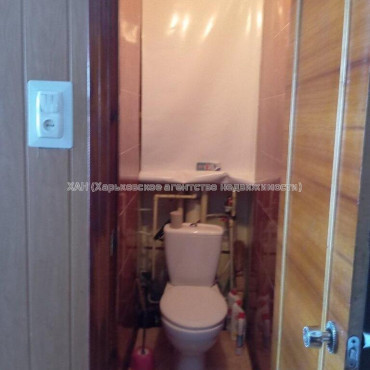 Продам квартиру, Натальи Ужвий ул. , 4  ком., 85 м², косметический ремонт 
