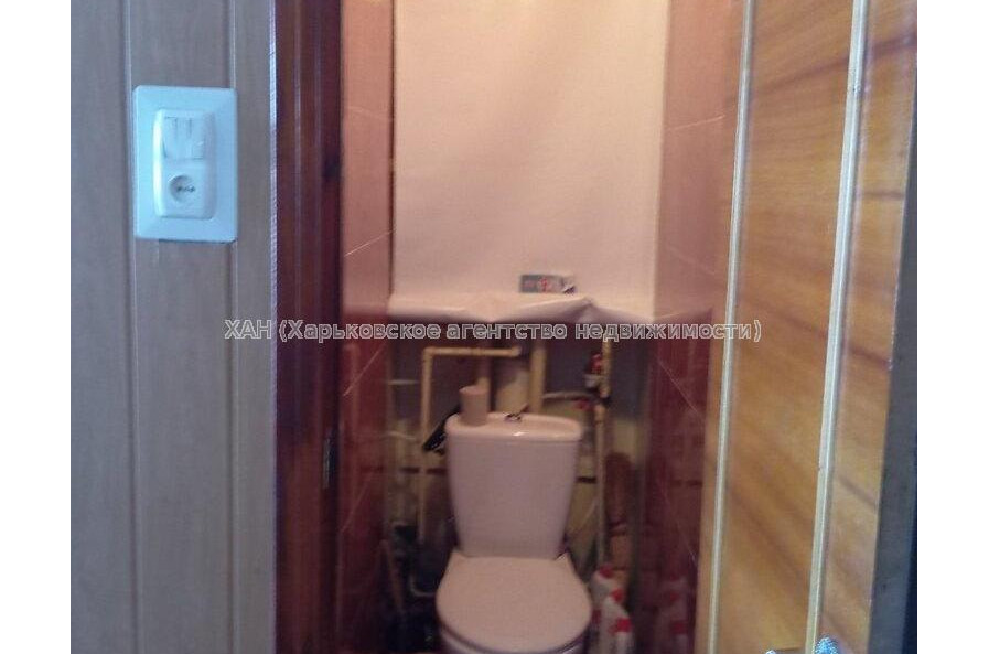 Продам квартиру, Натальи Ужвий ул. , 4  ком., 85 м², косметический ремонт 