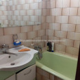 Продам квартиру, Натальи Ужвий ул. , 4  ком., 85 м², косметический ремонт 