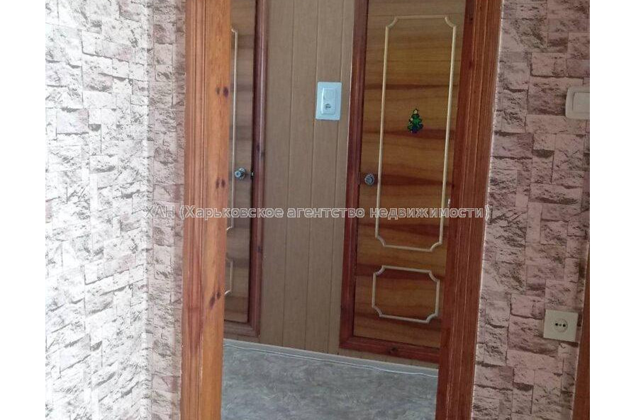 Продам квартиру, Натальи Ужвий ул. , 4  ком., 85 м², косметический ремонт 
