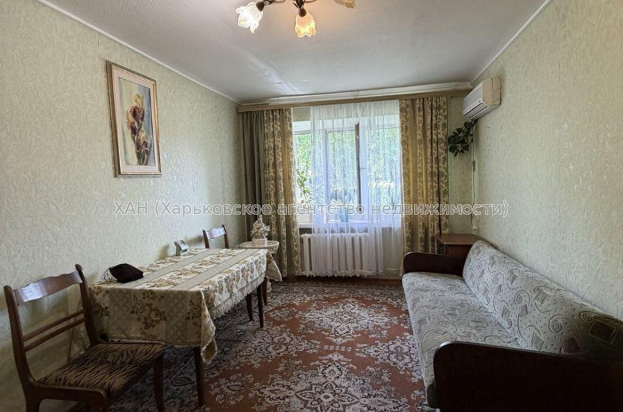 Продам квартиру, Юрьева бульв. , 2  ком., 45.80 м², советский ремонт 