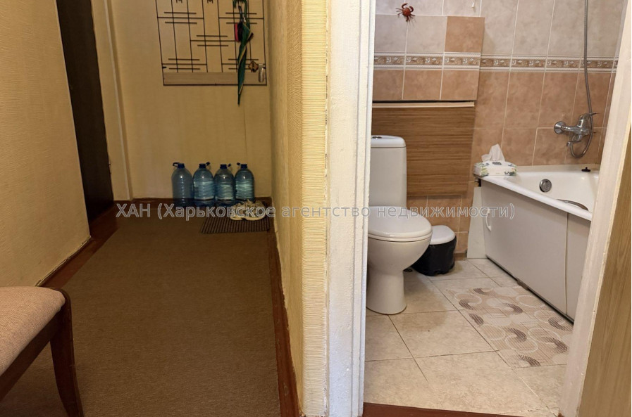 Продам квартиру, Юрьева бульв. , 2  ком., 45.80 м², советский ремонт 