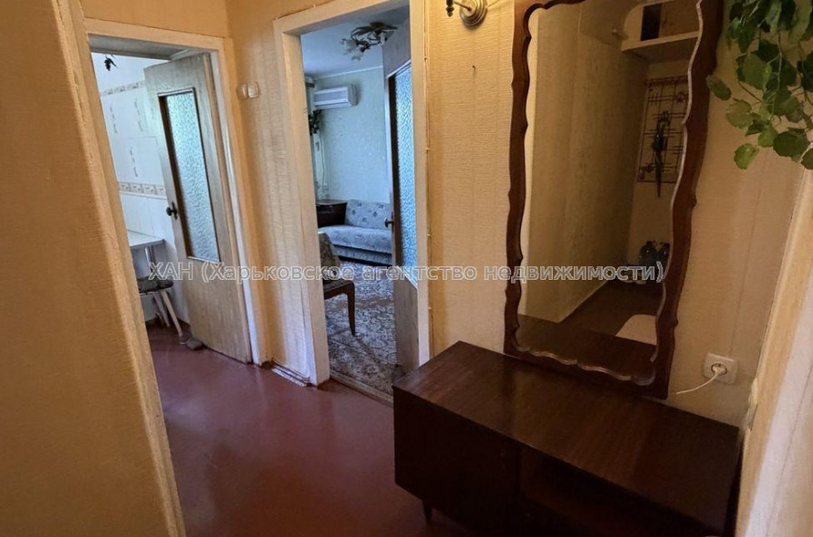 Продам квартиру, Юрьева бульв. , 2  ком., 45.80 м², советский ремонт 