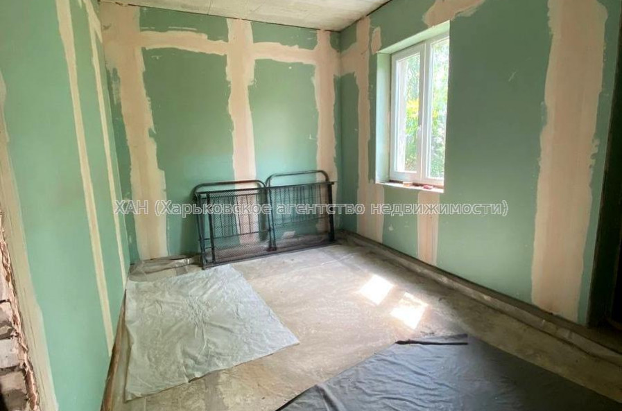 Продам будинок, Грищенко ул. , 63 , 91 м², 6 соток, частичный ремонт 