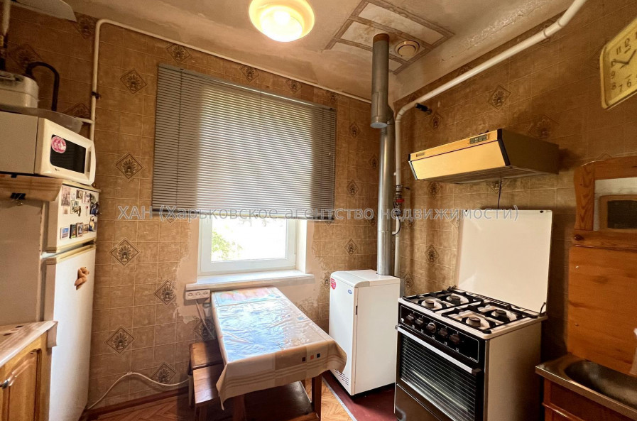 Продам будинок, Грищенко ул. , 63 , 91 м², 6 соток, частичный ремонт 