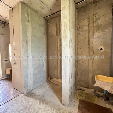 Продам будинок, Грищенко ул. , 63 , 91 м², 6 соток, частичный ремонт 